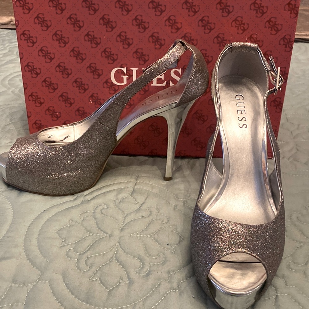 Sexy Guess Hondo3 Platform Stilettos Silver Glitter Dress Shoes 8m.